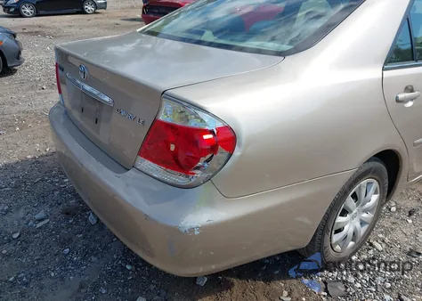 2005 Toyota Camry Le from USA, damaged, VIN 4T1BE32K15U979016
